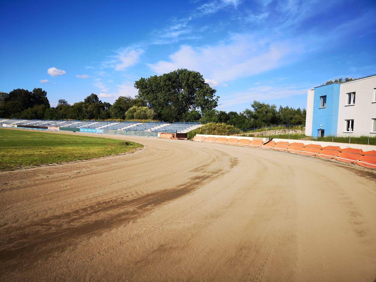 received 679439376262083